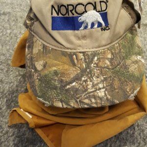 NWT NORCOLD CAMO HAT